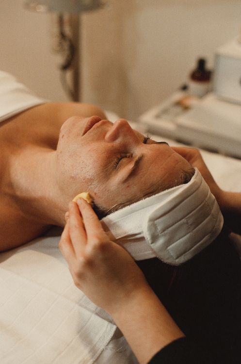 Honey Sugaring and Facials business image