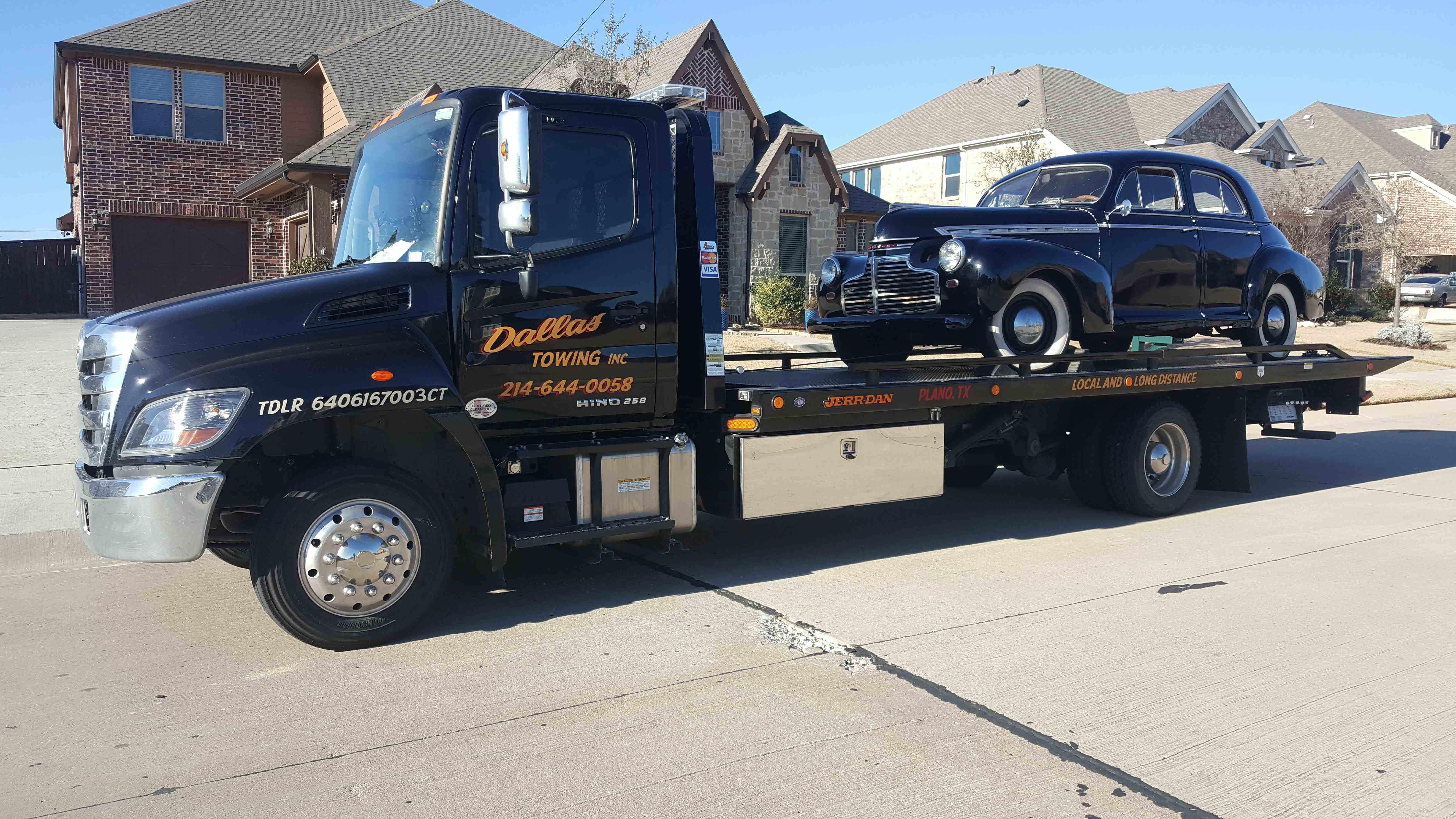 Flatbed Tow Truck In Dallas business image in Dallas, TX